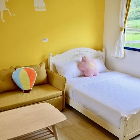 Blue And White Style Holiday B&B 관샨 외부 사진
