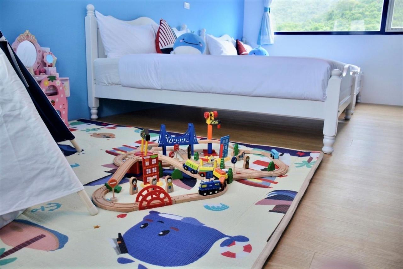Blue And White Style Holiday B&B 관샨 외부 사진
