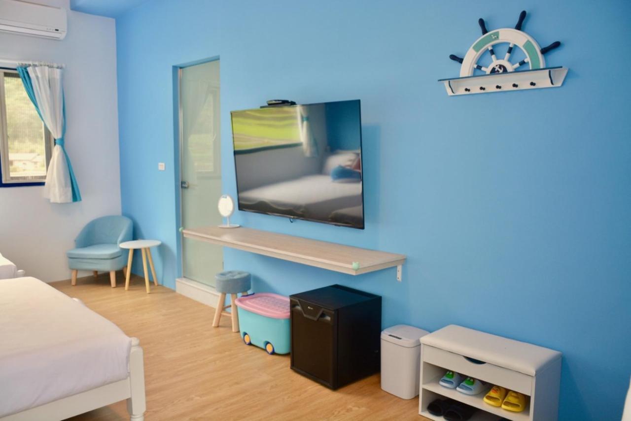 Blue And White Style Holiday B&B 관샨 외부 사진